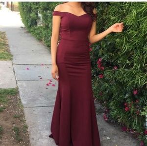 Fancy Burgundy 👗